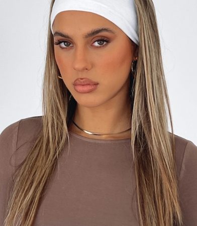 “Headband Hairdos: Hairstyle Ideas to Pair with Your Headbands”